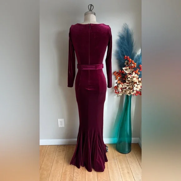 Like New Micheline Pitt’s La Femme Noir Oxblood Velvet Gown - Picture 3 of 5